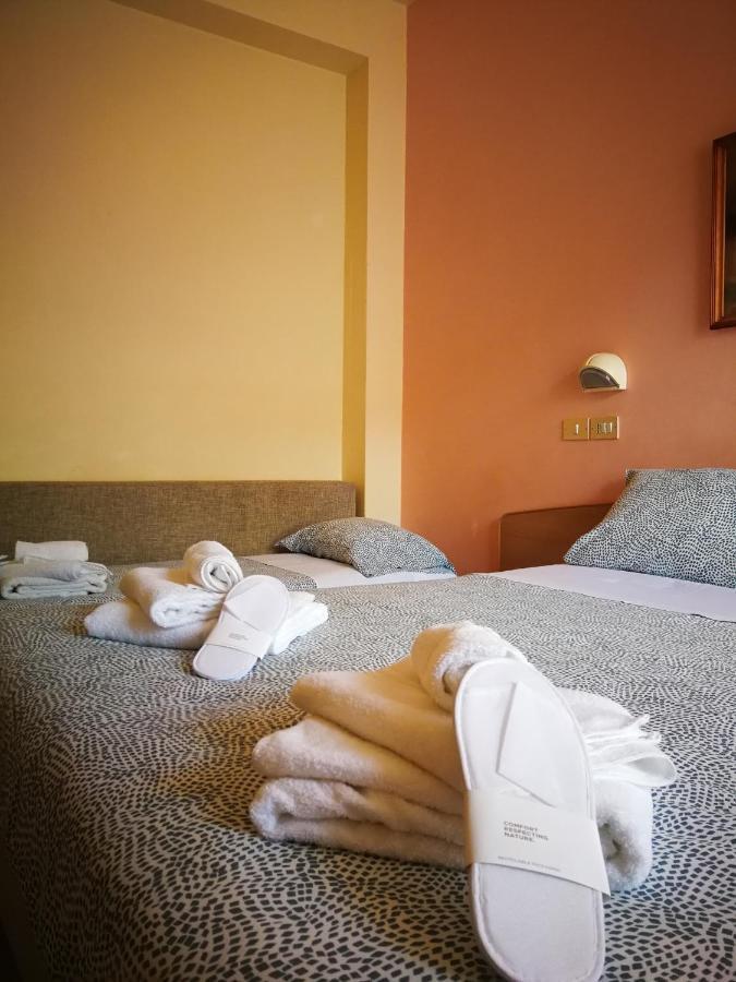 Hotel Rossella Rimini Zewnętrze zdjęcie